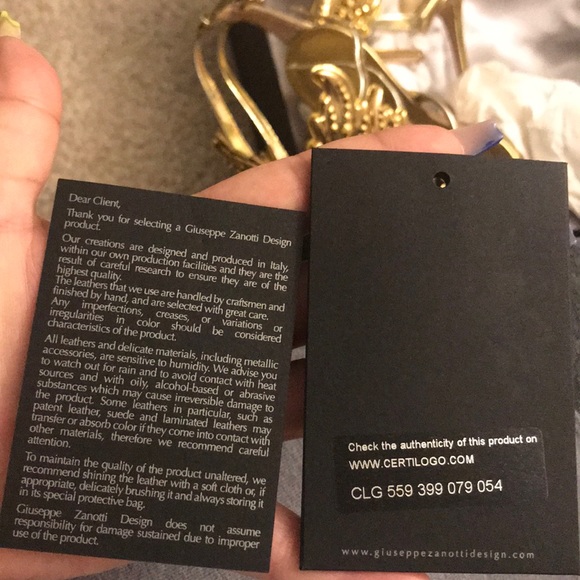 Guiseppe Zanotti Gold Swarovski crystal - Picture 8 of 8